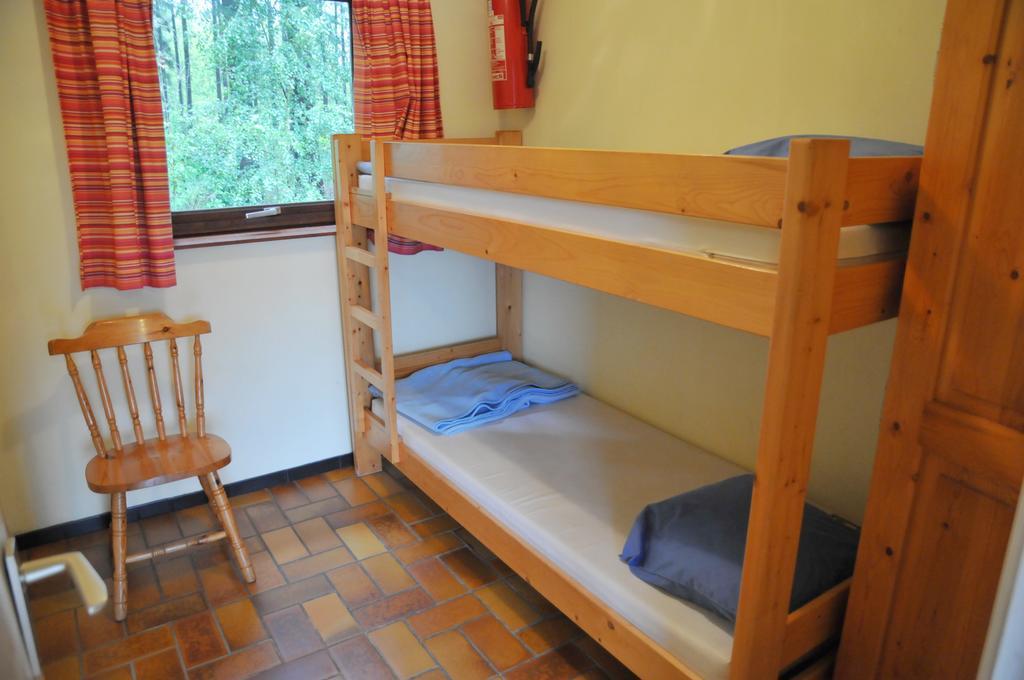 Village De Vacances De Vencimont Vonêche Zimmer foto